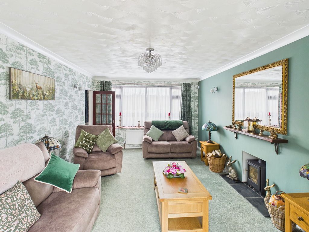 Property photo 3 of 26