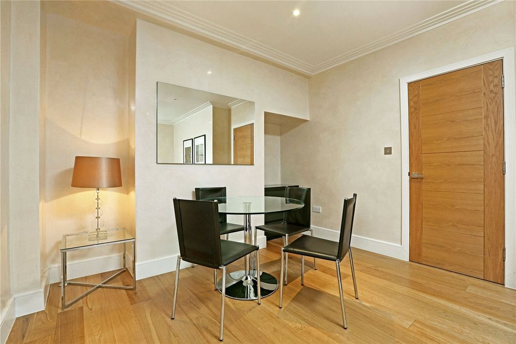 Property photo 3 of 5 Picture No. 01