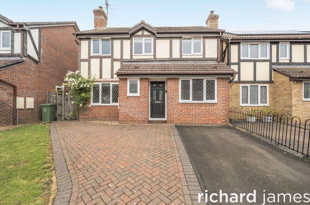Property photo 1 of 13 724E1E73Fe5c45Ada14677Fb769Ac04A