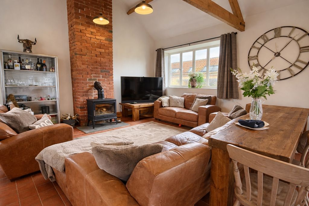 Property photo 2 of 17 Photo 30-03-2026, 10 20 06 (4)