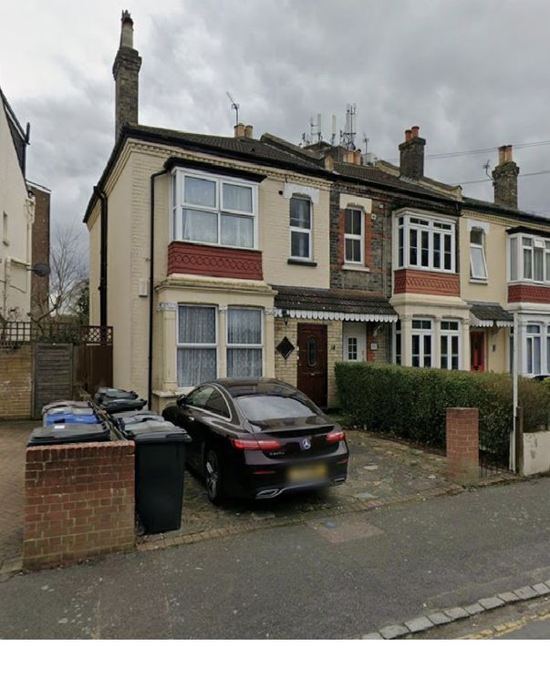 Property photo 1 of 4 Untitled