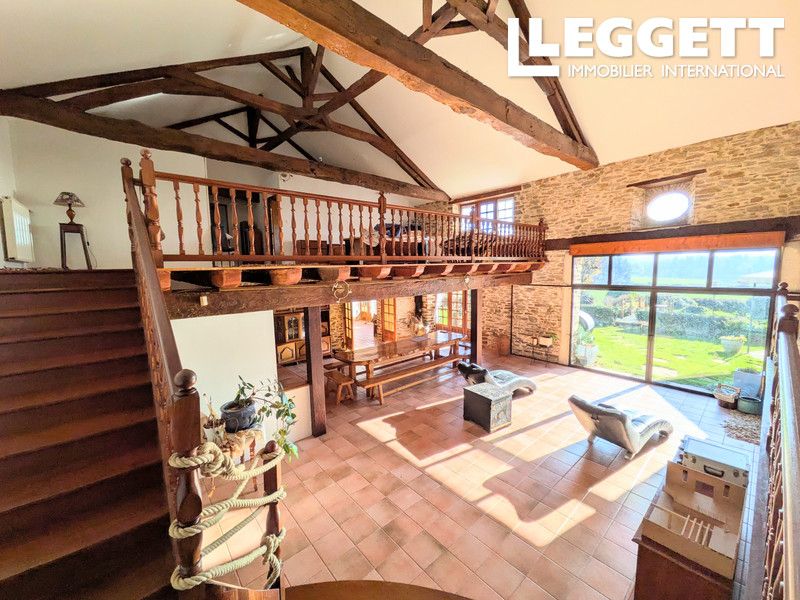 Property photo 3 of 10