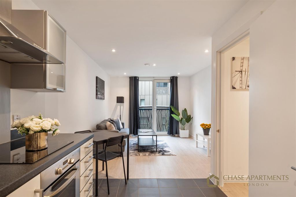 Property photo 2 of 12 Woods House Sw1W 8De-9.Jpg
