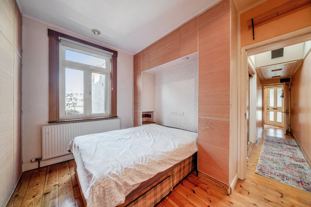 Property photo 2 of 12 Picture No. 02