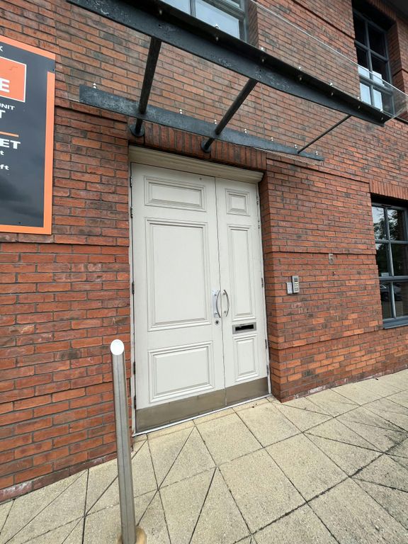 Property photo 3 of 12 Main Entrance