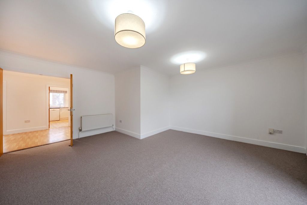 Property photo 2 of 16 Picture No. 16