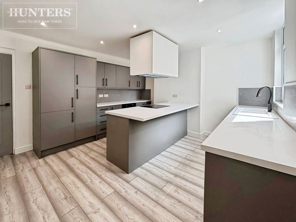 Property photo 2 of 19 Pbox-Img.Jpg