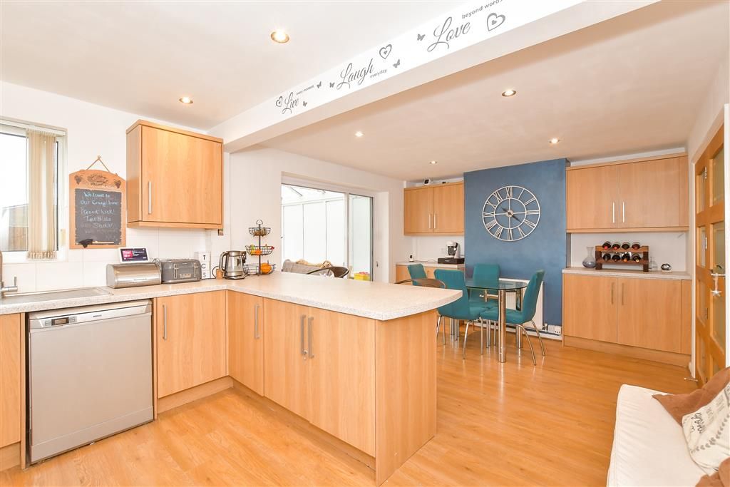 Property photo 3 of 12 Kitchen/ Diner