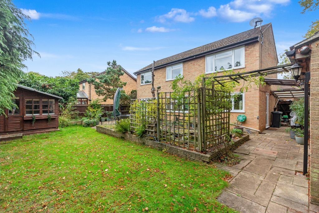 Property photo 2 of 12 Picture No. 13