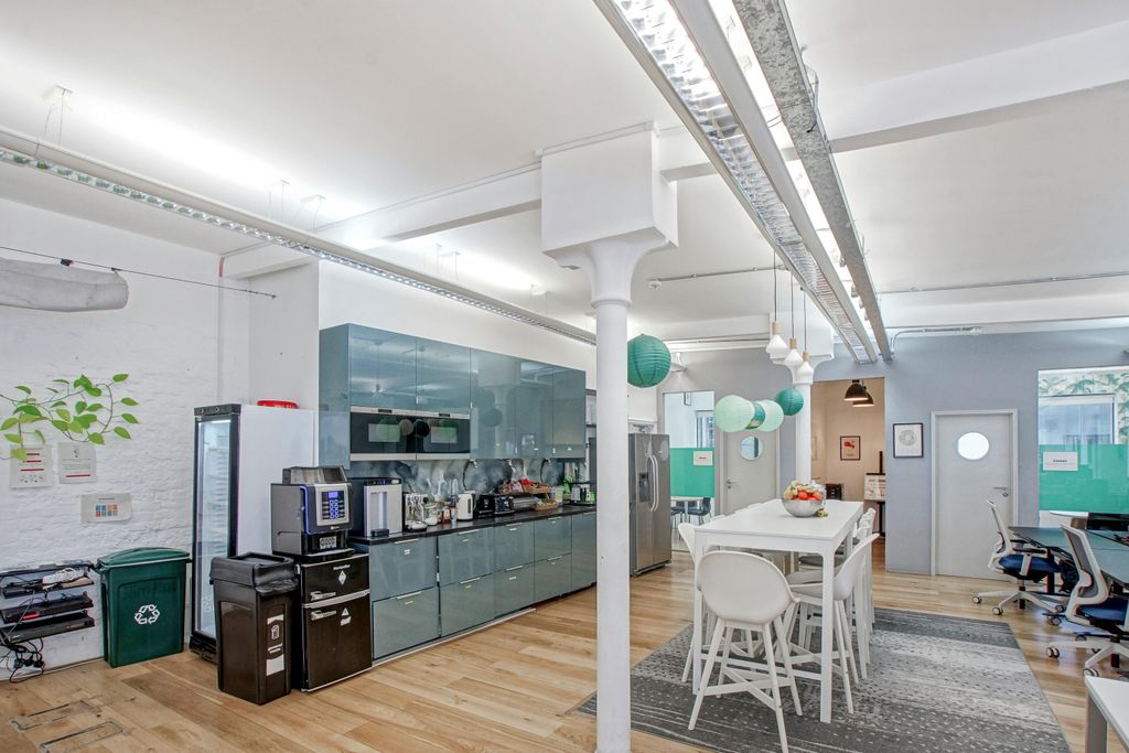 Property photo 2 of 10 Dsc03857.Jpg