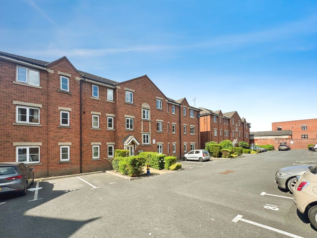 Property photo 1 of 15