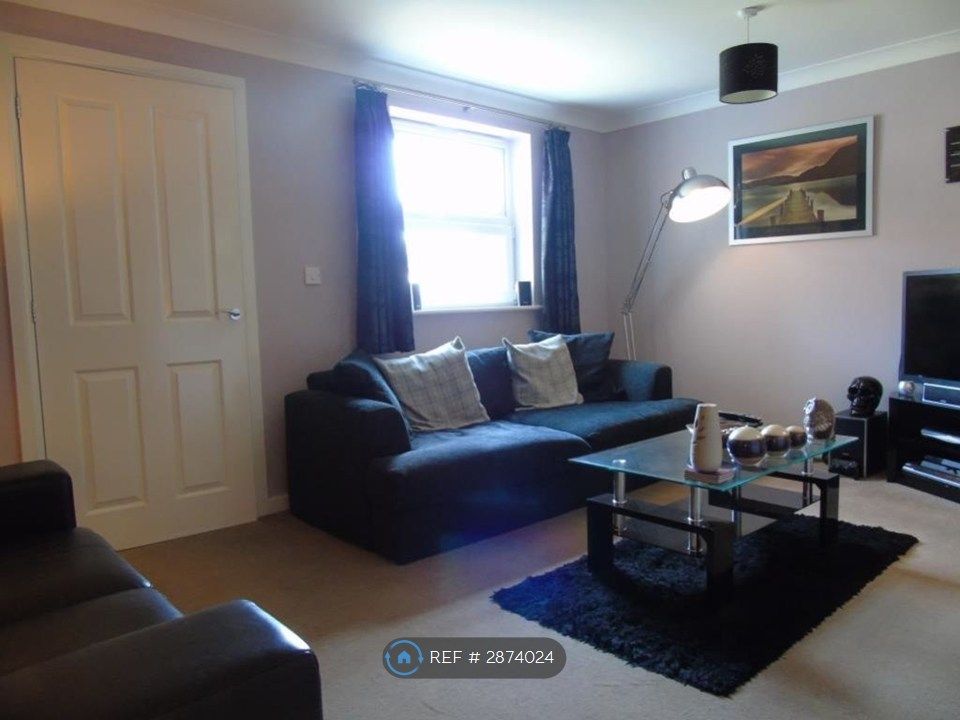 Property photo 3 of 5