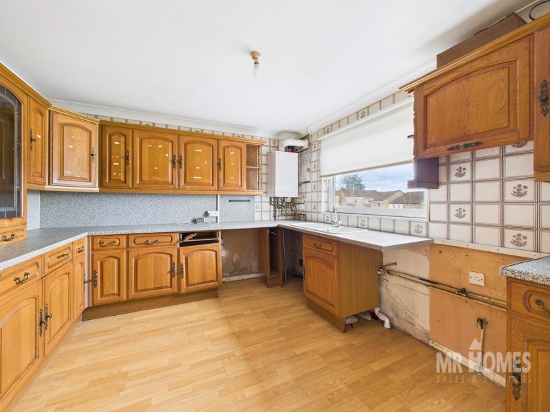 Property photo 3 of 21 Photo 2