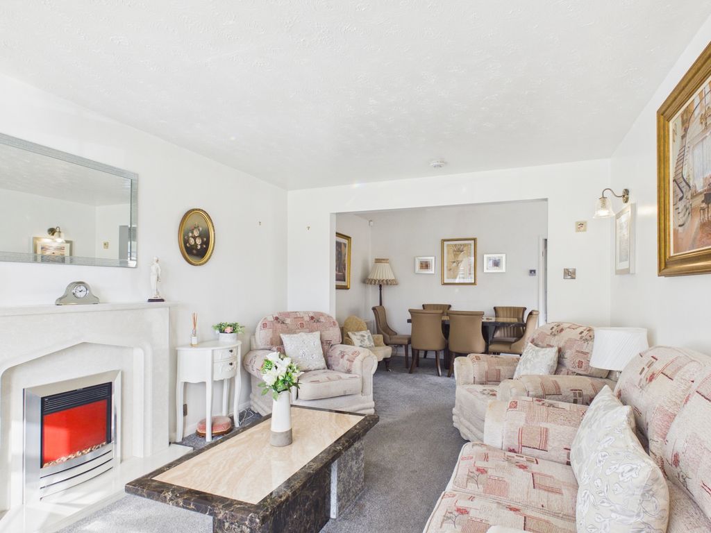 Property photo 2 of 24 Cam03729G0-Pr0250-Still006