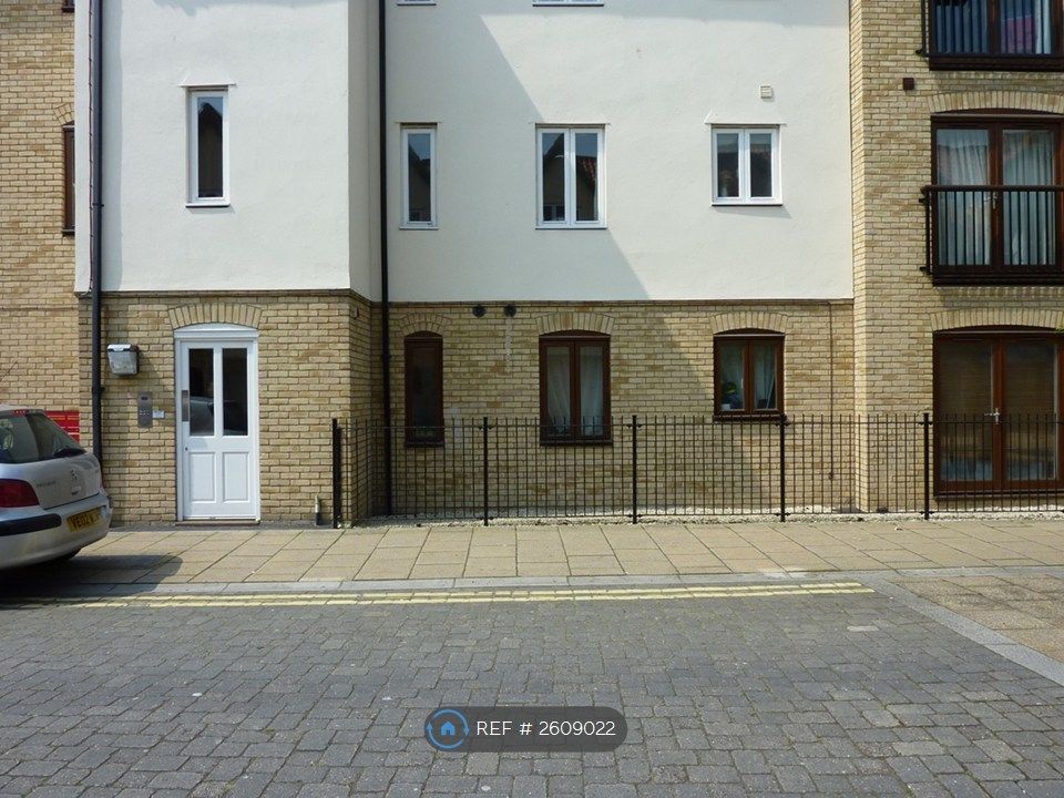 Property photo 1 of 5 Front Of Apartment