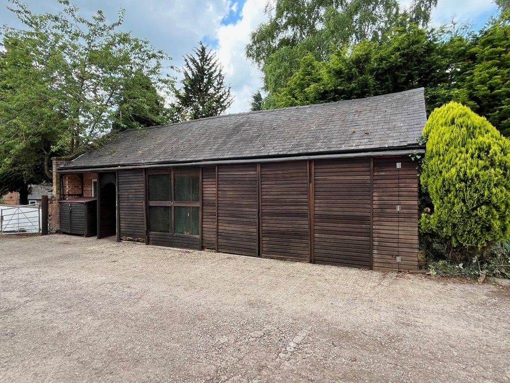 Property photo 1 of 4 Photo 4