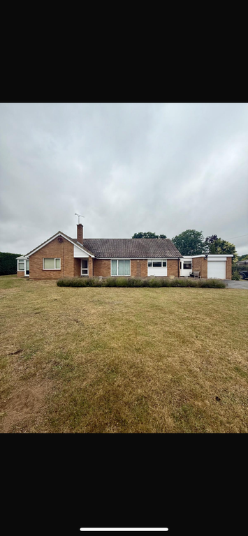 Property photo 1 of 2