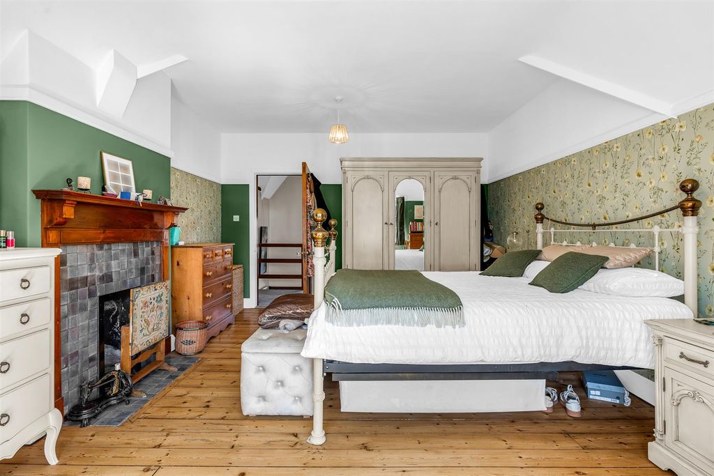 Additional image 31 of 5 bed detached house for saleBullocks Lane, Hertford SG13