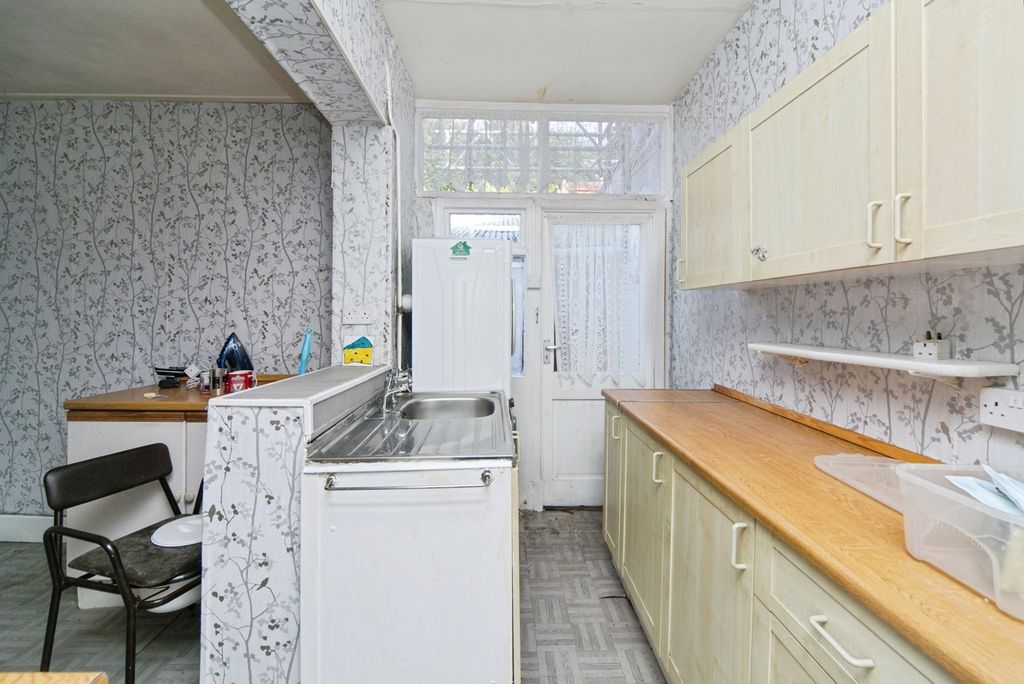 Property photo 1 of 16 Photo