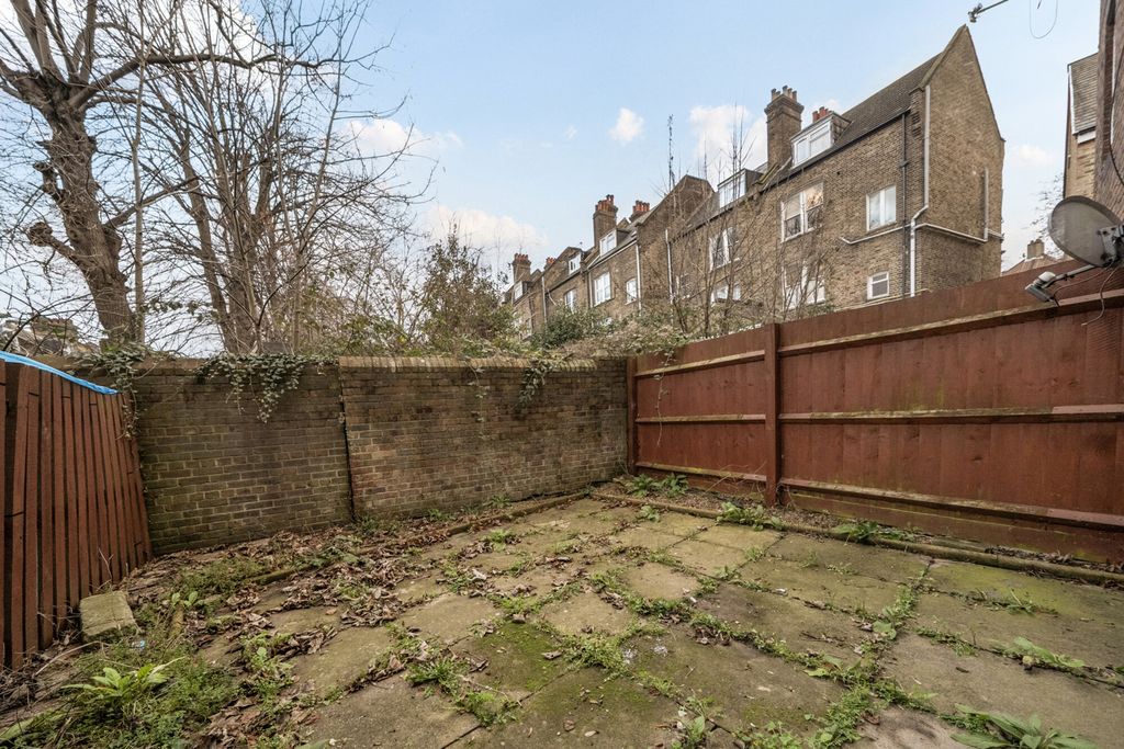 Property photo 3 of 19 Rear Garden