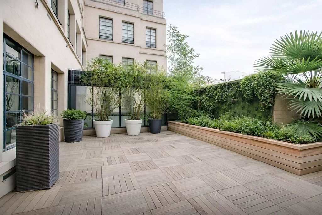 Property photo 1 of 10 Paris VIII - Champs-Élysées / Friedland - Beautiful Apartment With Terrace