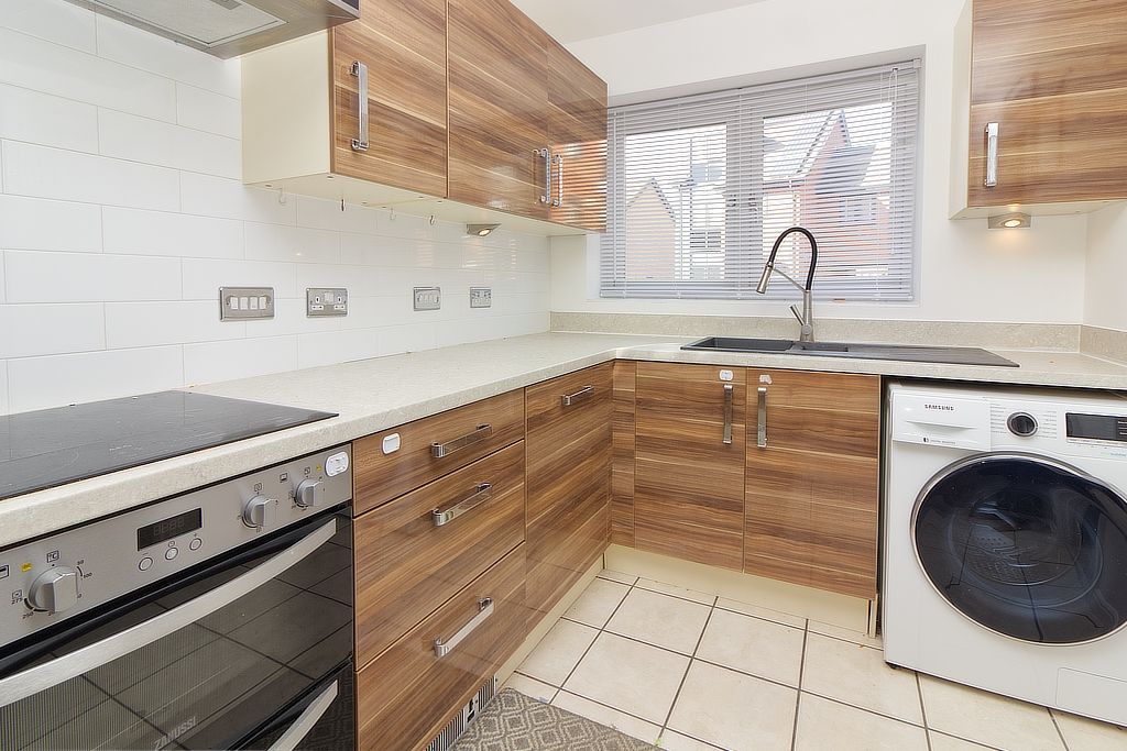 Property photo 2 of 16