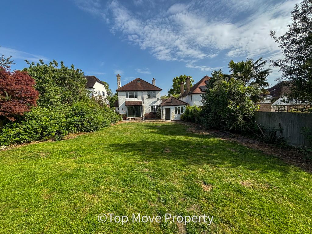 Property photo 3 of 16