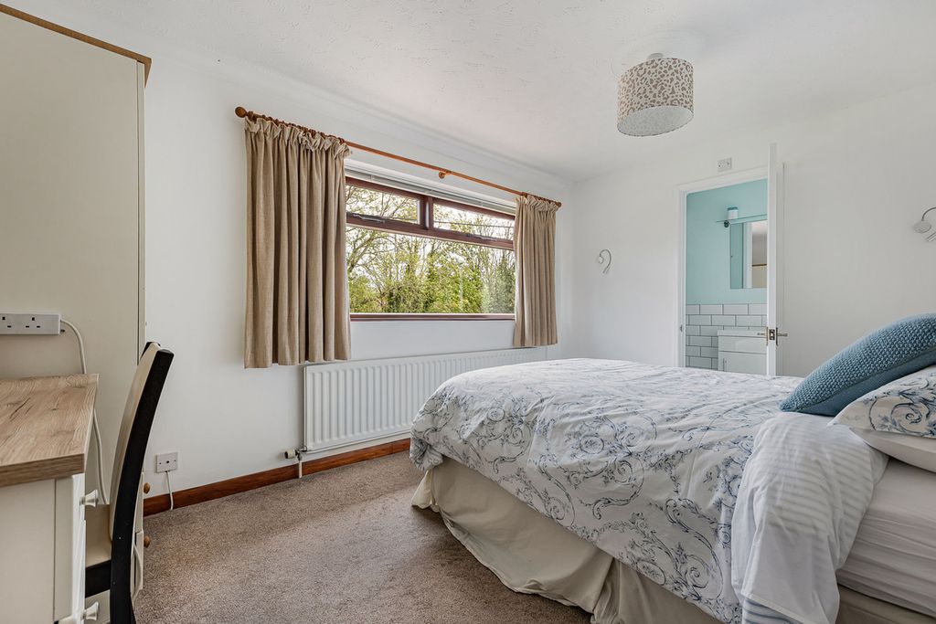 Additional image 16 of 5 bed detached house for saleEynsham Road, Botley OX2