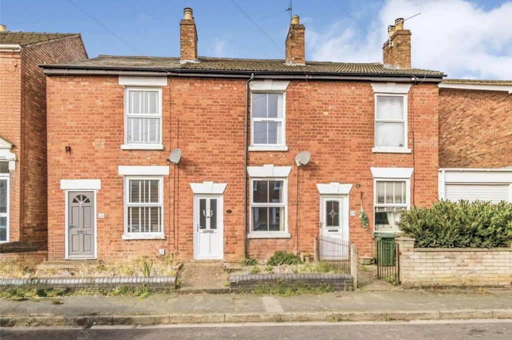 Property photo 1 of 13