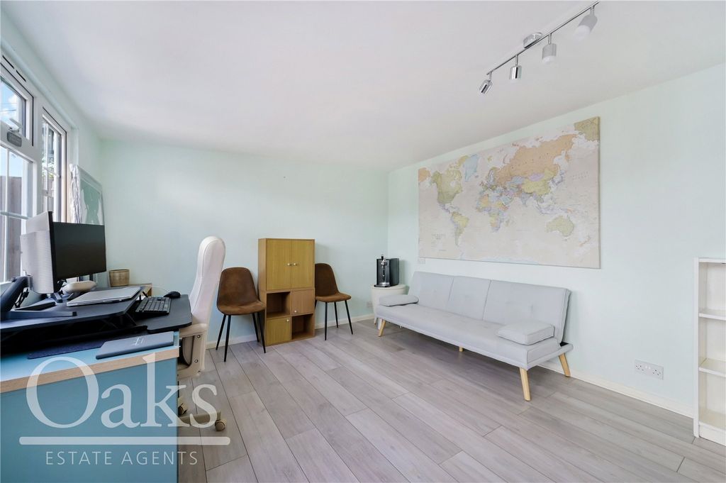 Property photo 3 of 8 Picture No. 02
