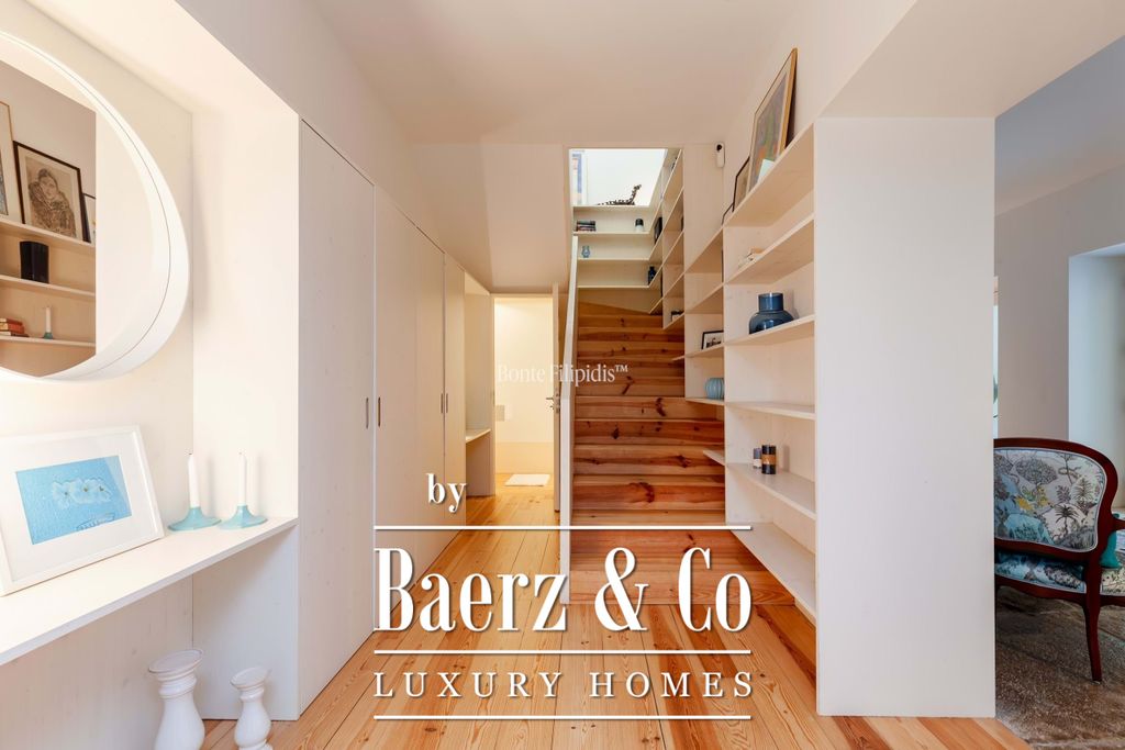 Property photo 2 of 33