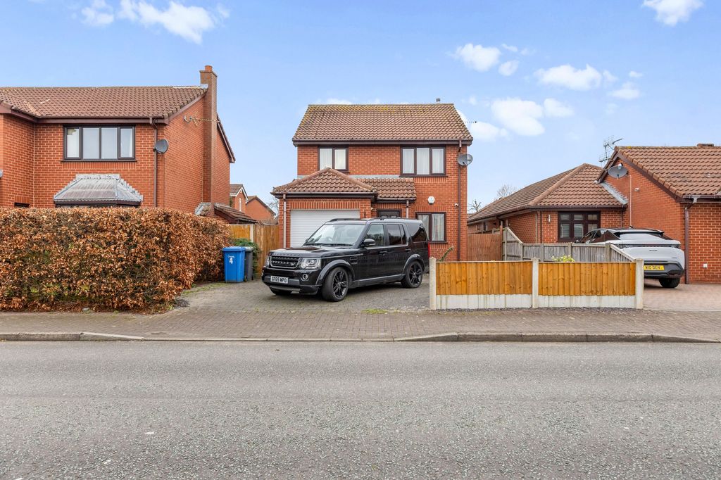 Property photo 1 of 22