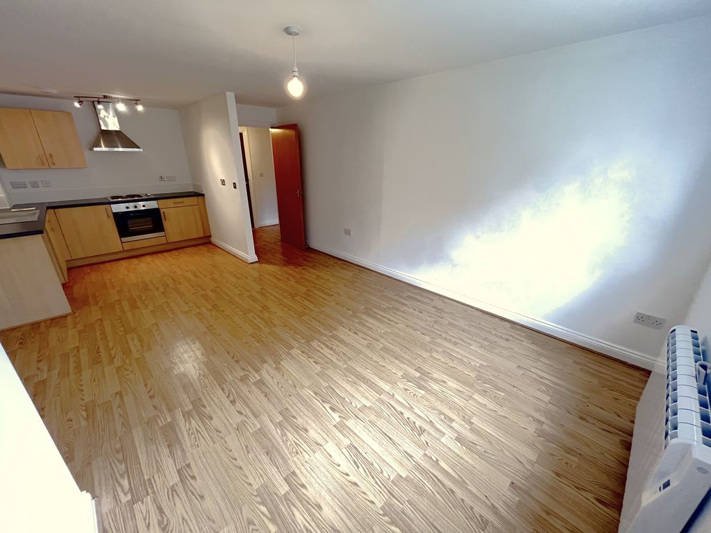 Property photo 2 of 7