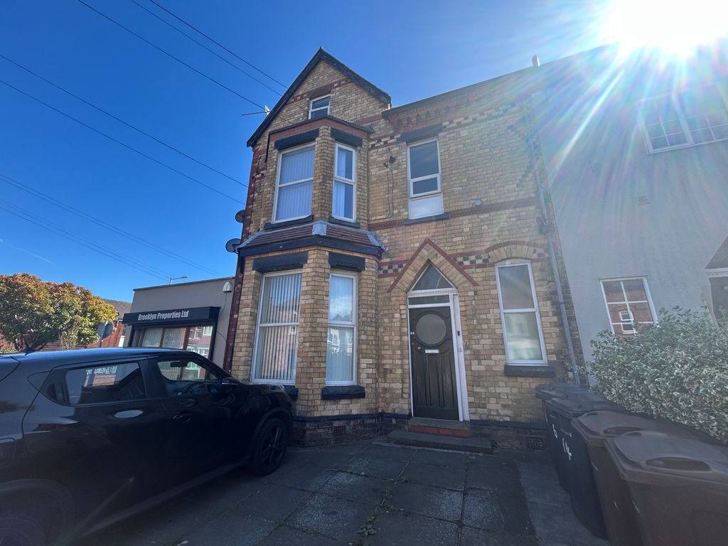 Property photo 1 of 7
