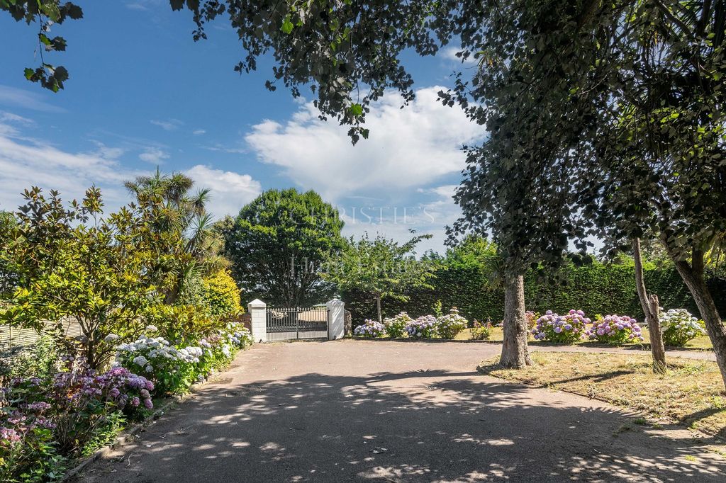 Property photo 2 of 40 Not Specified