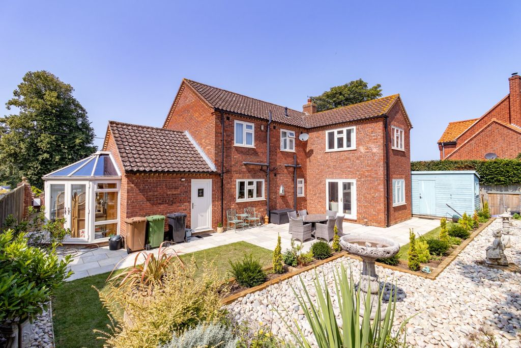 Property photo 3 of 35 4407156