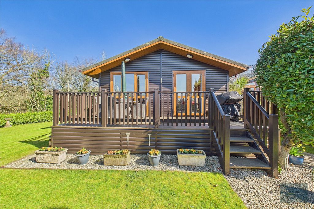 Property photo 1 of 19 Picture No. 23