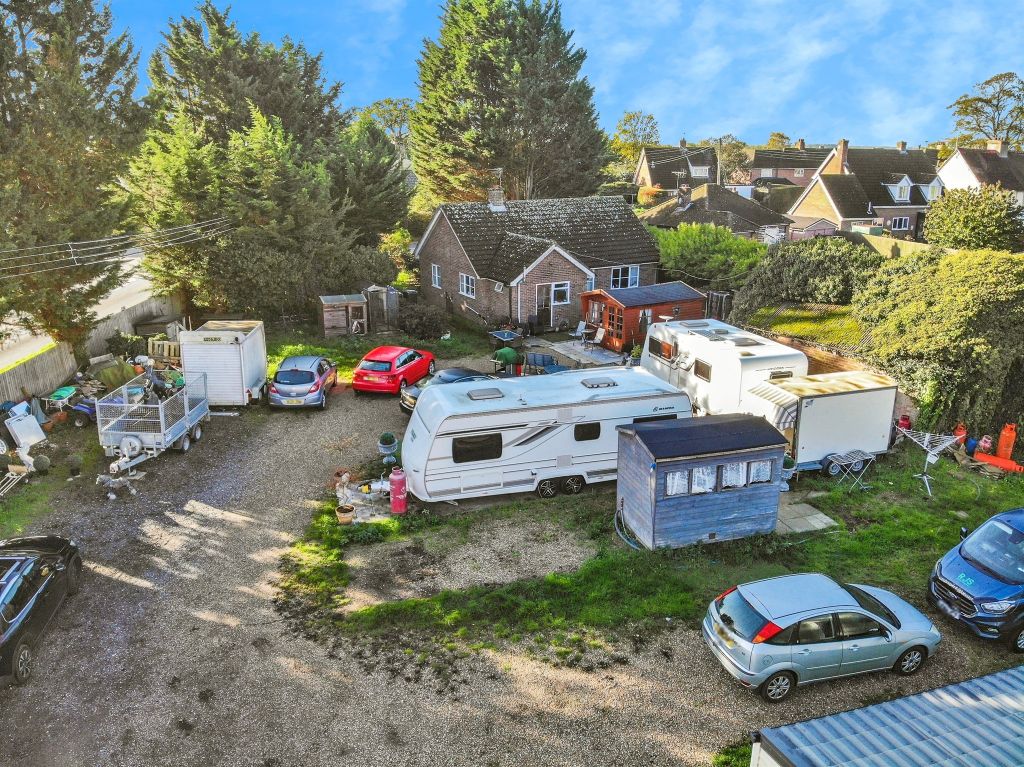 Property photo 1 of 8