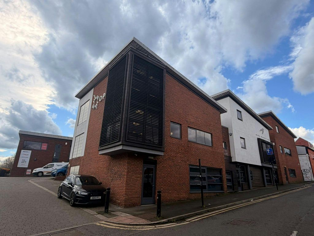 Property photo 1 of 9 E4426Afa-3d18-4523-Bf9A-302036E2Fd07.Jpg