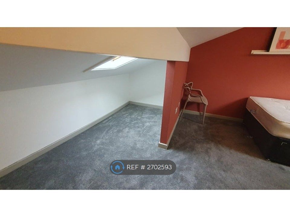 Property photo 2 of 3