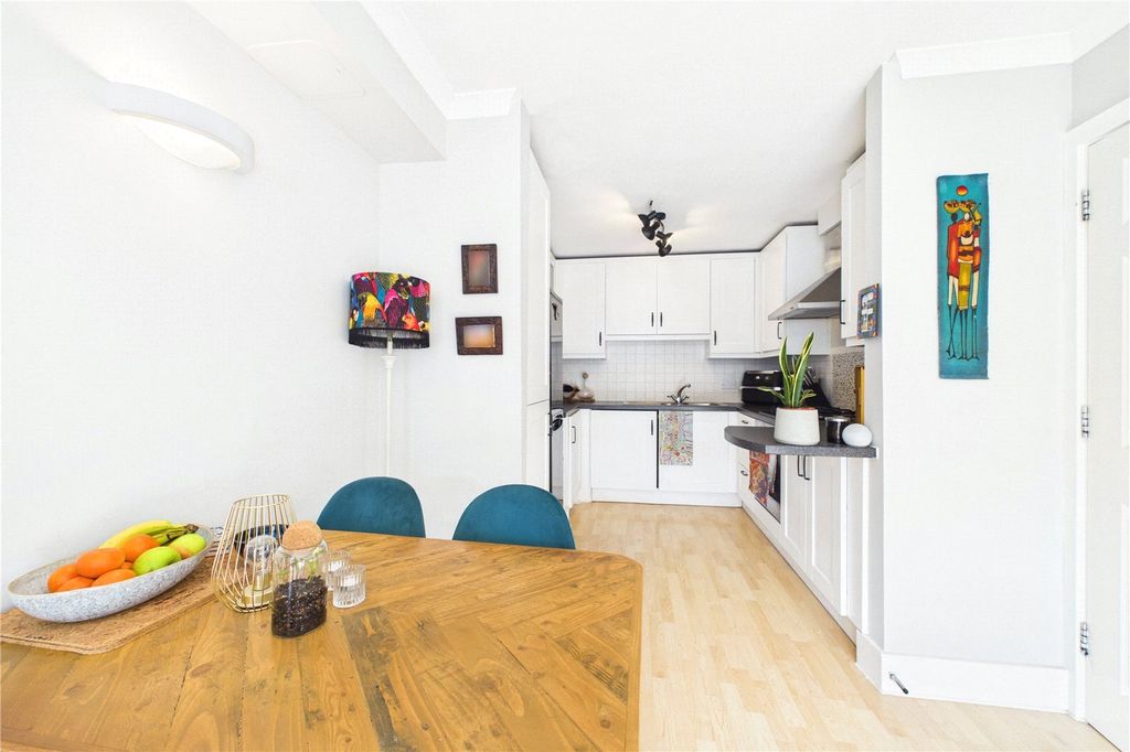 Property photo 3 of 11 Picture No. 04
