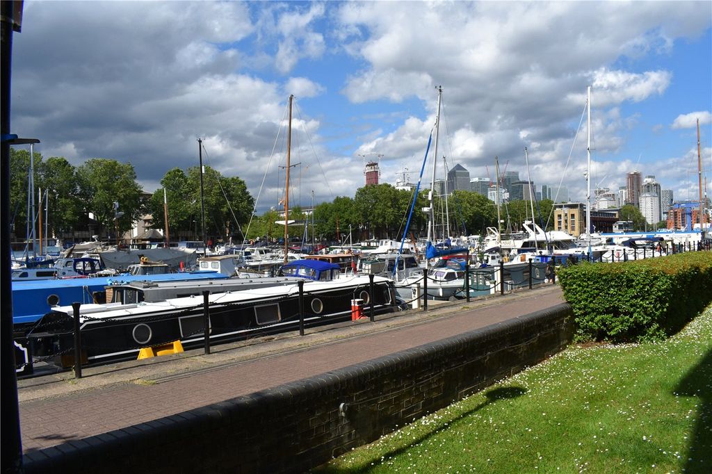 Property photo 2 of 6 Picture No. 10