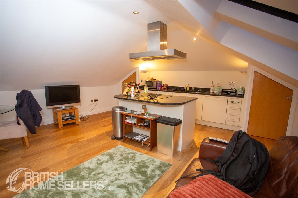 Property photo 3 of 14 Picture No. 08