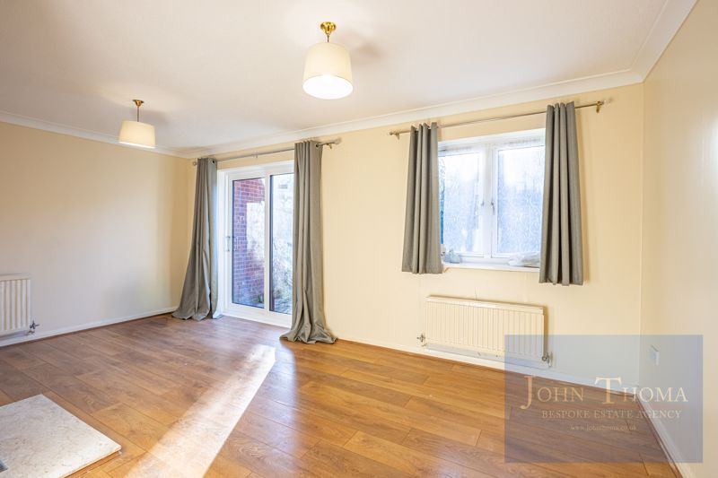 Property photo 3 of 17 Photo 3