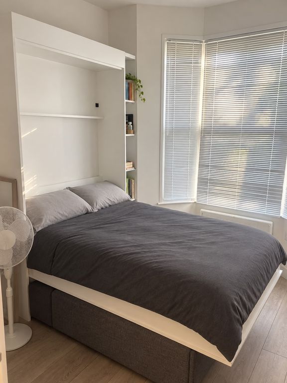 Property photo 1 of 5