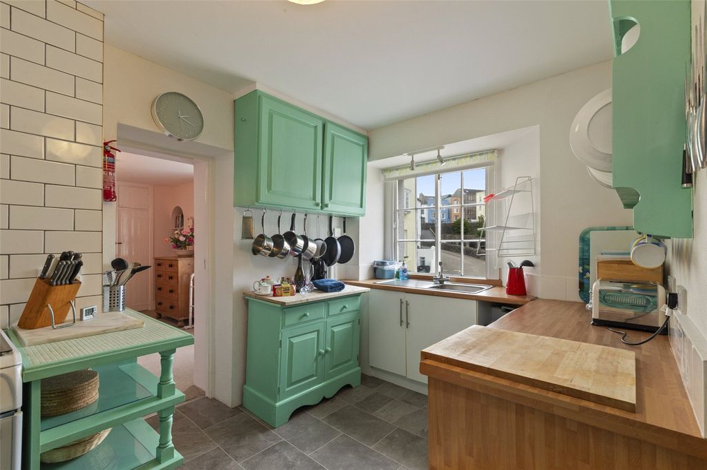 Additional image 8 of 3 bed flat for saleThe Cabin, Pier Hill, Tenby, Pembrokeshire SA70