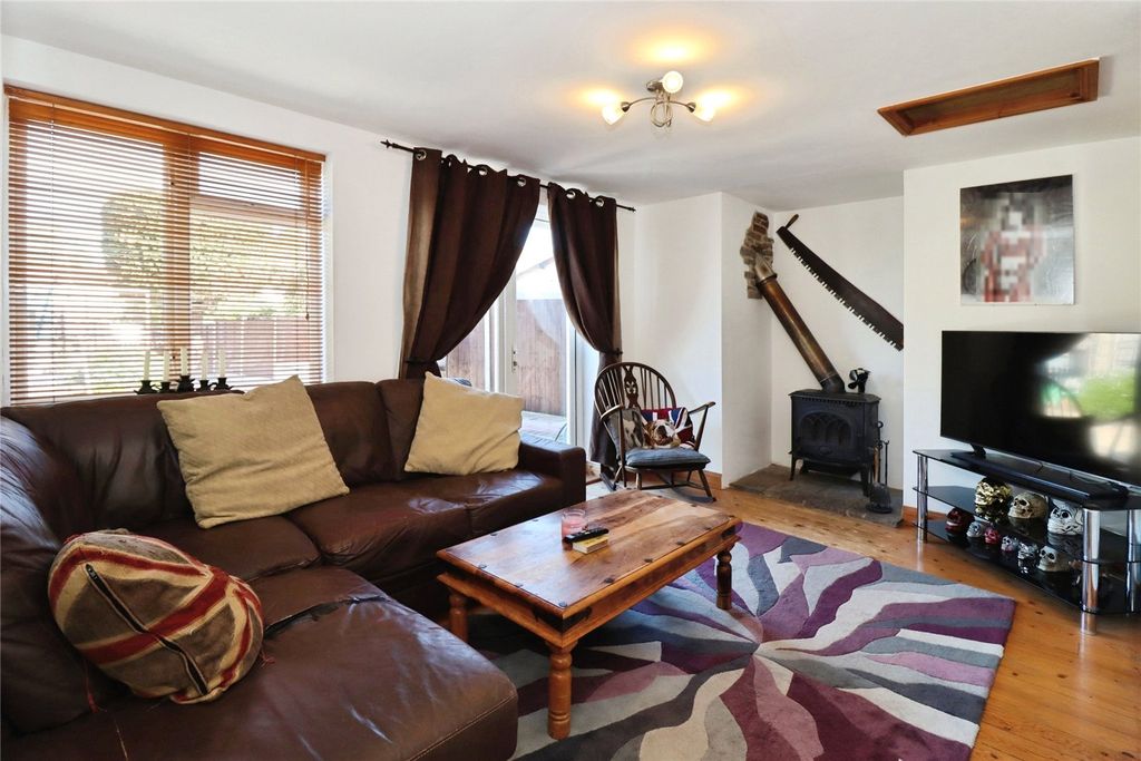 Property photo 2 of 20 Picture No. 21