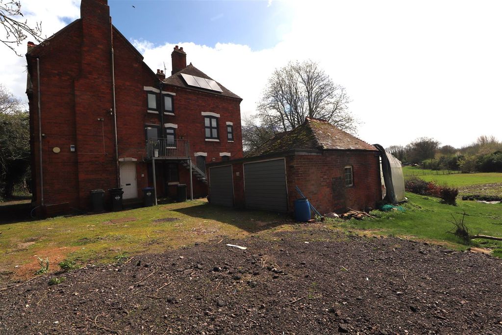 Property photo 1 of 9 The Old Vicarage Front.Jpg