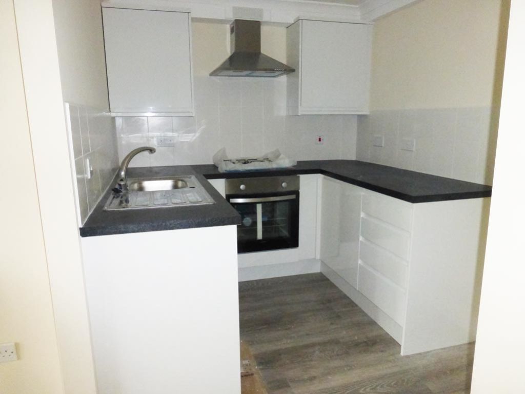 Property photo 3 of 4 Kitchen 1