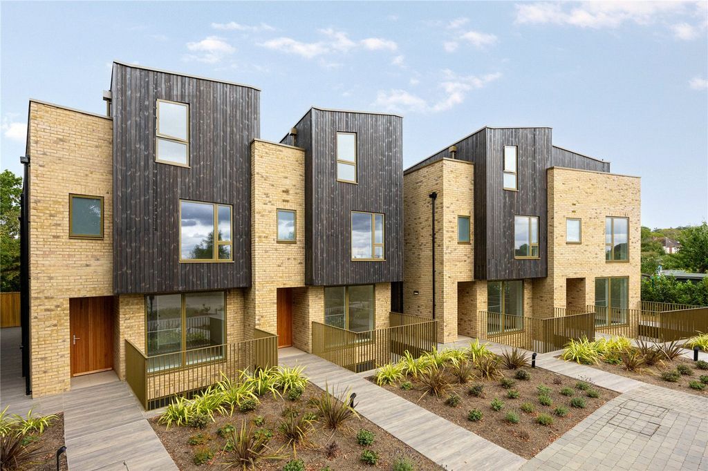 Property photo 2 of 13 Front Exterior